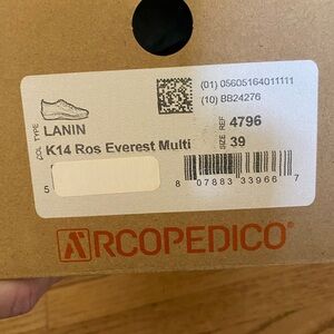 New Arcopedico Sneakers White w Print Women’s 39